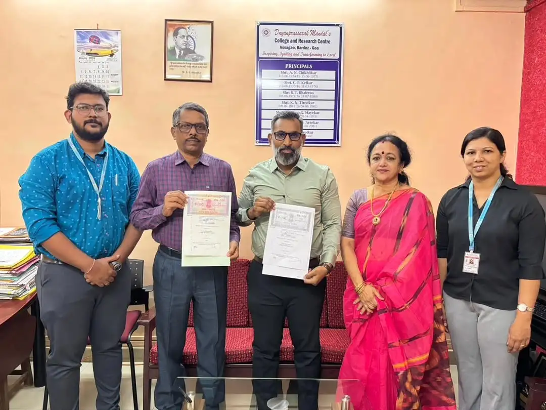 Avanteia team signing MOU agreement with Dnyanprassarak Mandal College Mapusa management