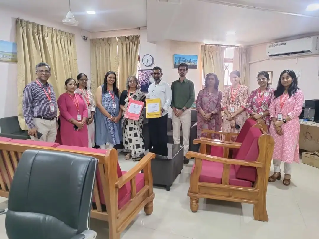 Avanteia directors signing MOU with Government College Khandola principal and faculty