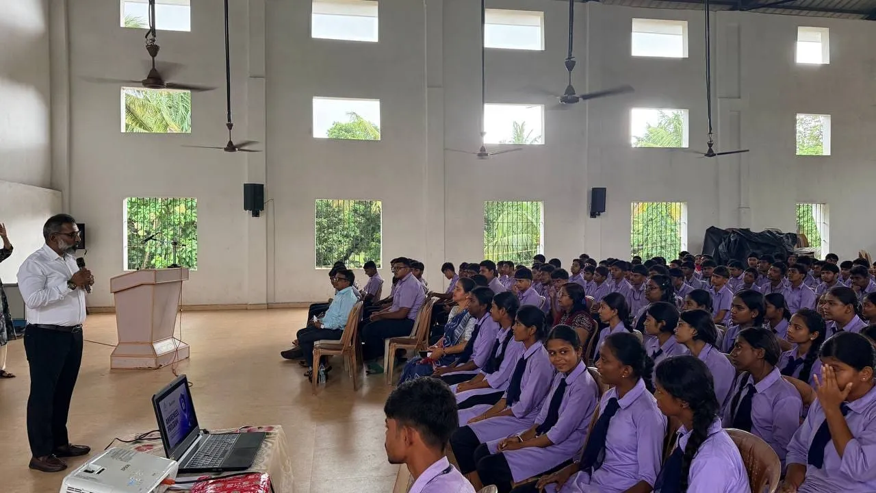 AI and digital safety discussion at Avanteia CyberSecurity with AI Seminar Dr Ambedkar Higher Secondary School