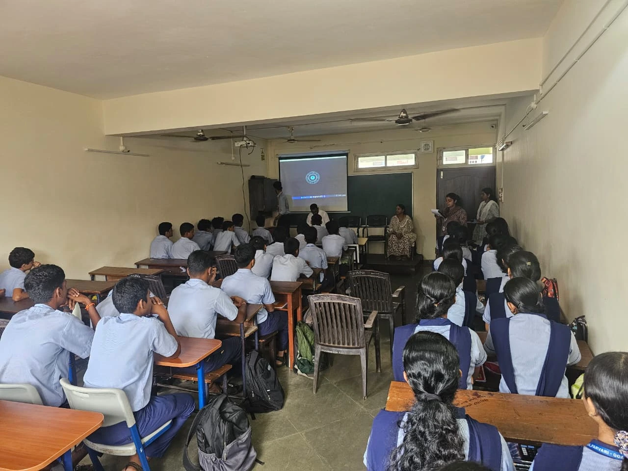 Students analyzing malware samples in sandbox environment at Avanteia Cyber Security Workshop Vidya Prabodhini College of Commerce, Education, Computer & Management